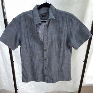 Van Heusen Men's Blue Short Sleeve Shirt